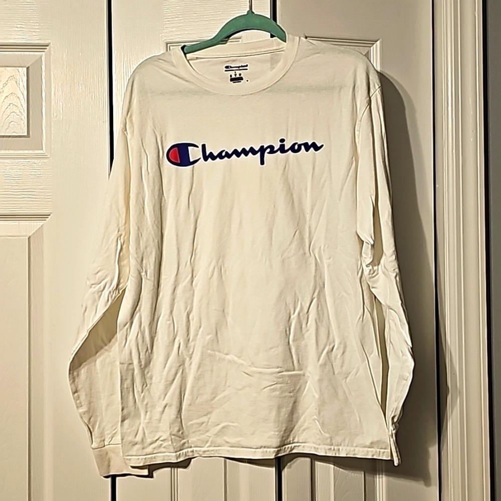 Long sleeve white Champion shirt